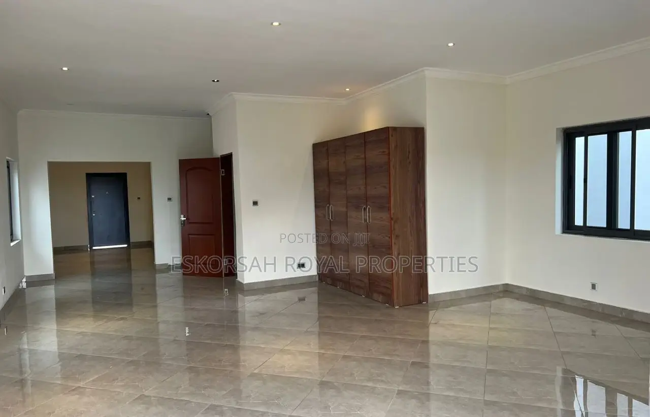 5bdrm House in East Legon, Ghana Link Area for rent