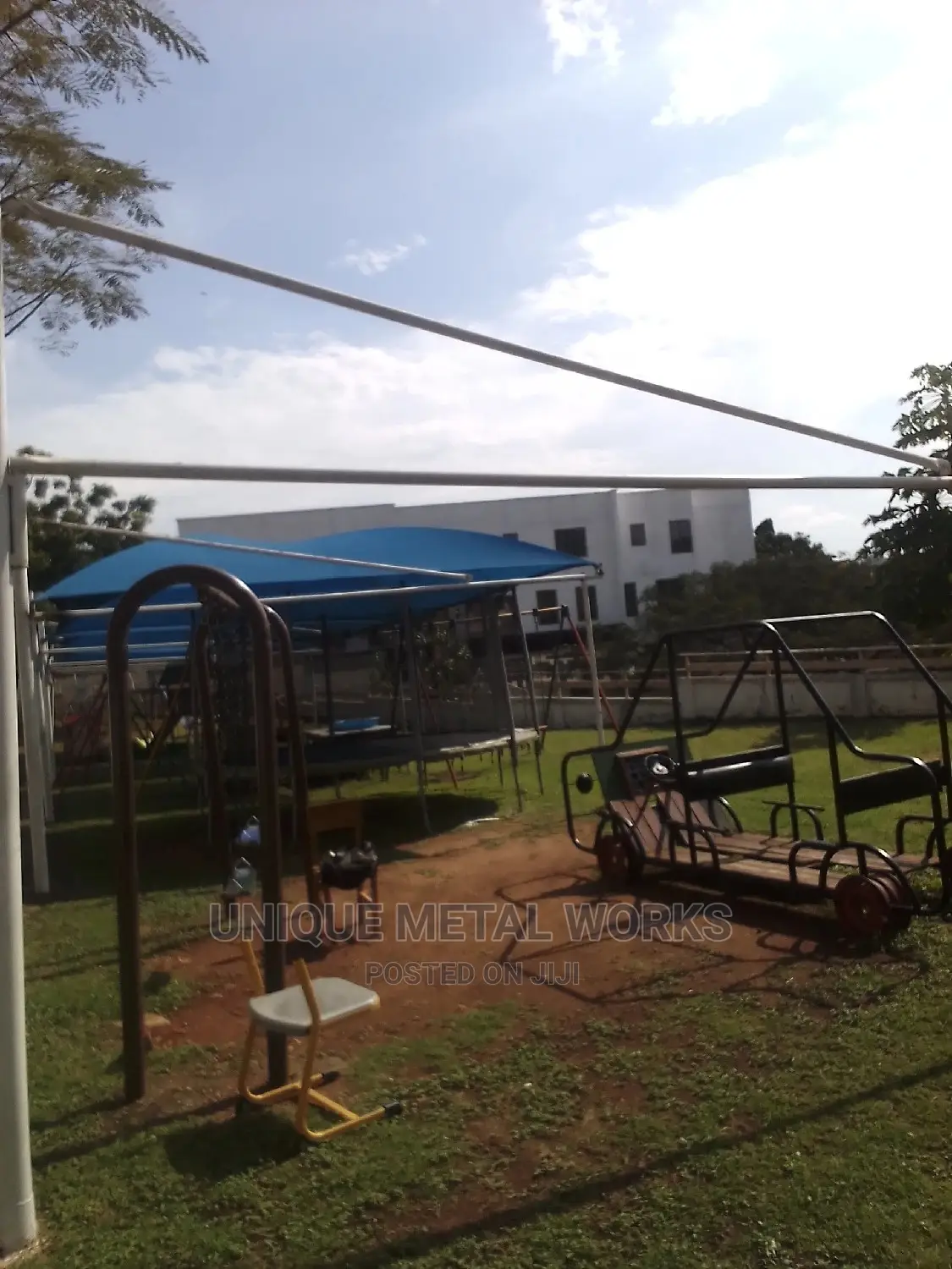 We Sale Quality and Affordable Car Canopy.Save Car From Sun.