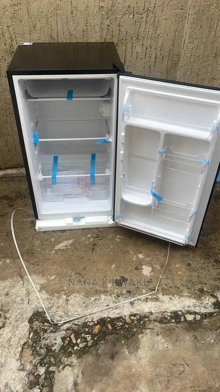 Black Rainbow_table Top Fridge