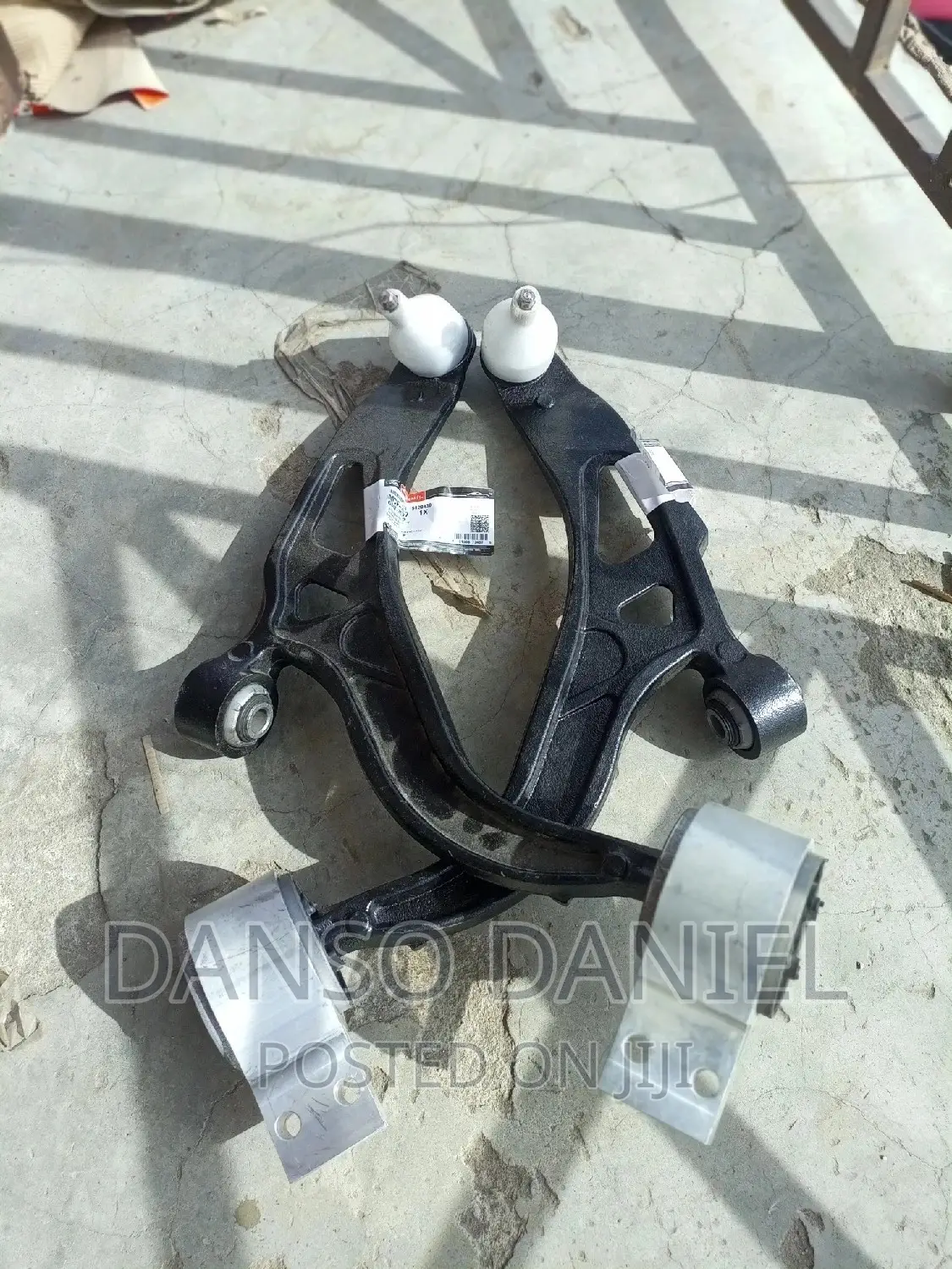 Ford Explorer Motocraft Lower Arm