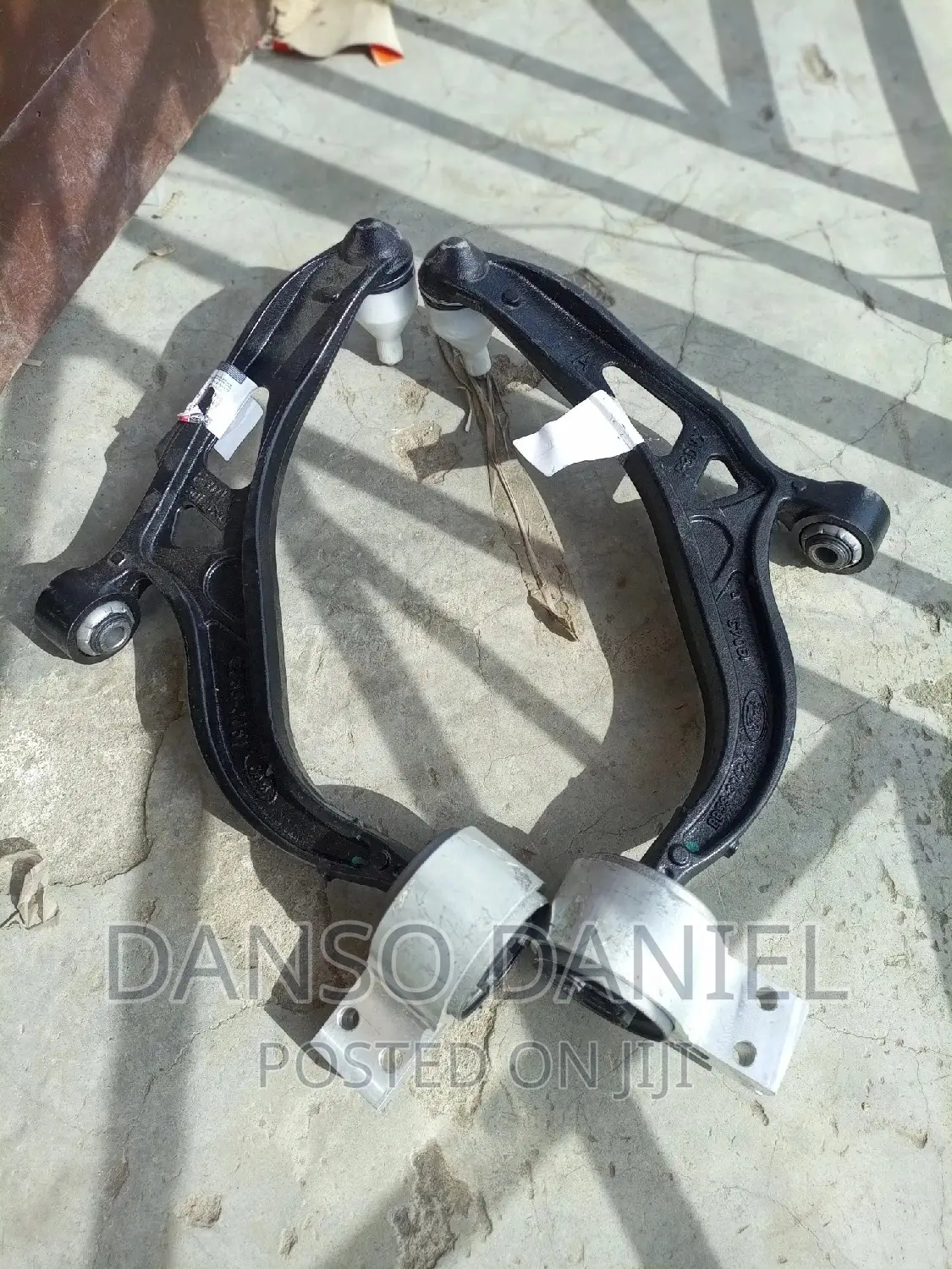 Ford Explorer Motocraft Lower Arm
