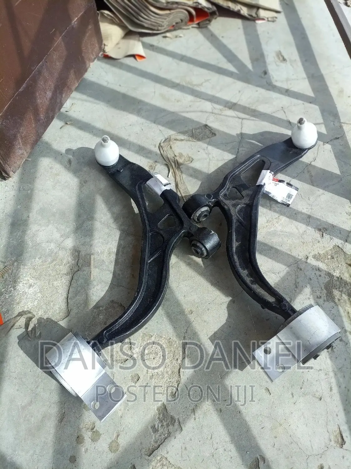 Ford Explorer Motocraft Lower Arm