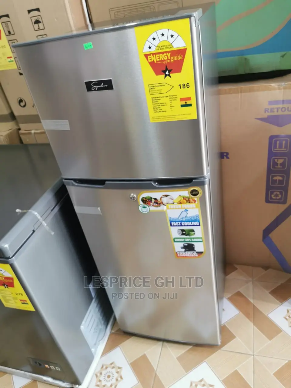 Sealed Signature Refrigerator 138L
