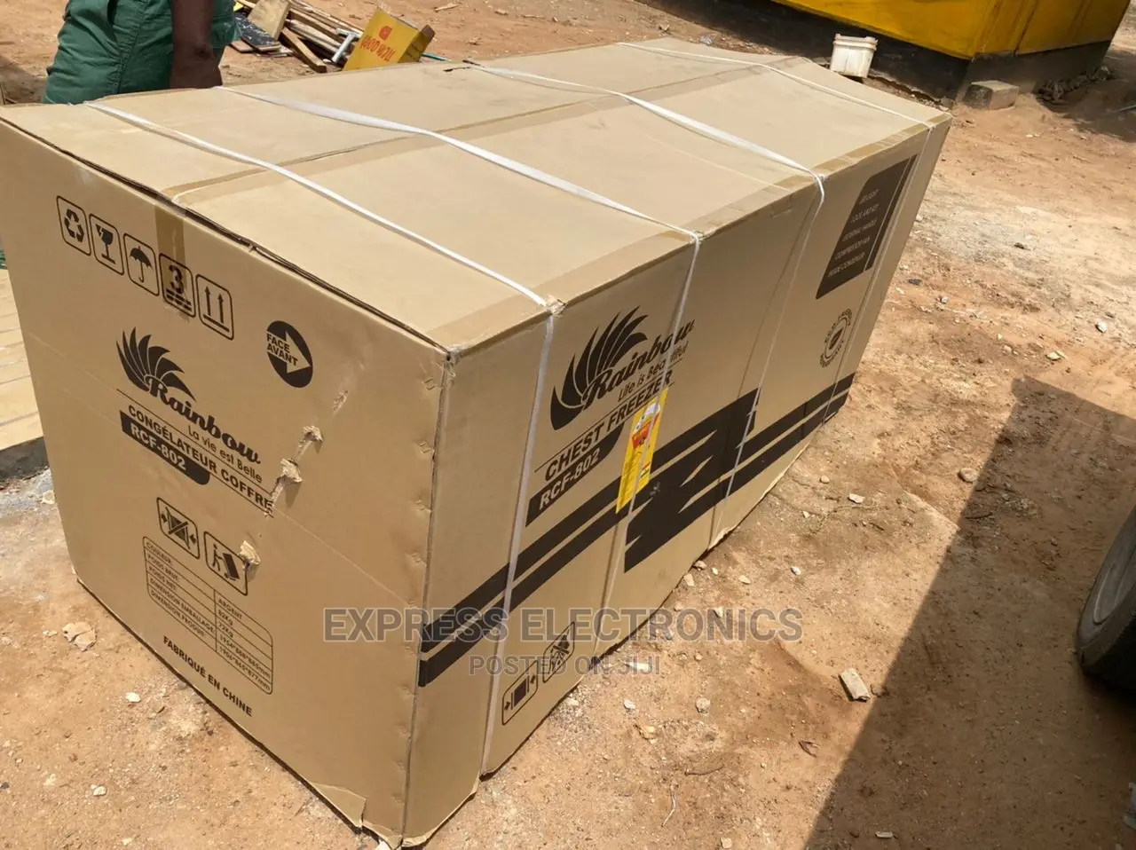 Inside Condenser Fan Rainbow RCF-802 708L Chest Freezer