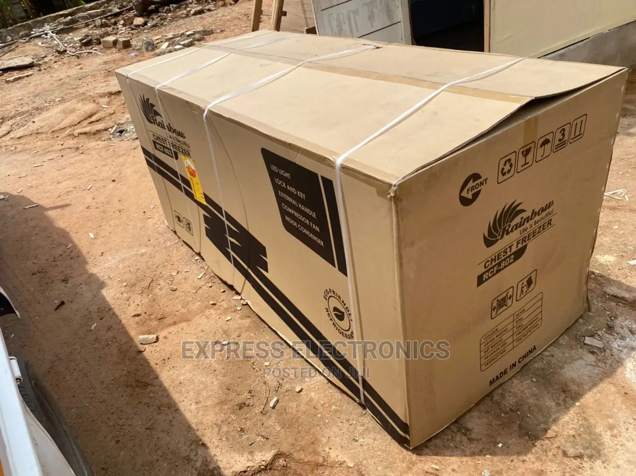 Adjustable Temperature Control Chest Rainbow RCF-802 Freezer