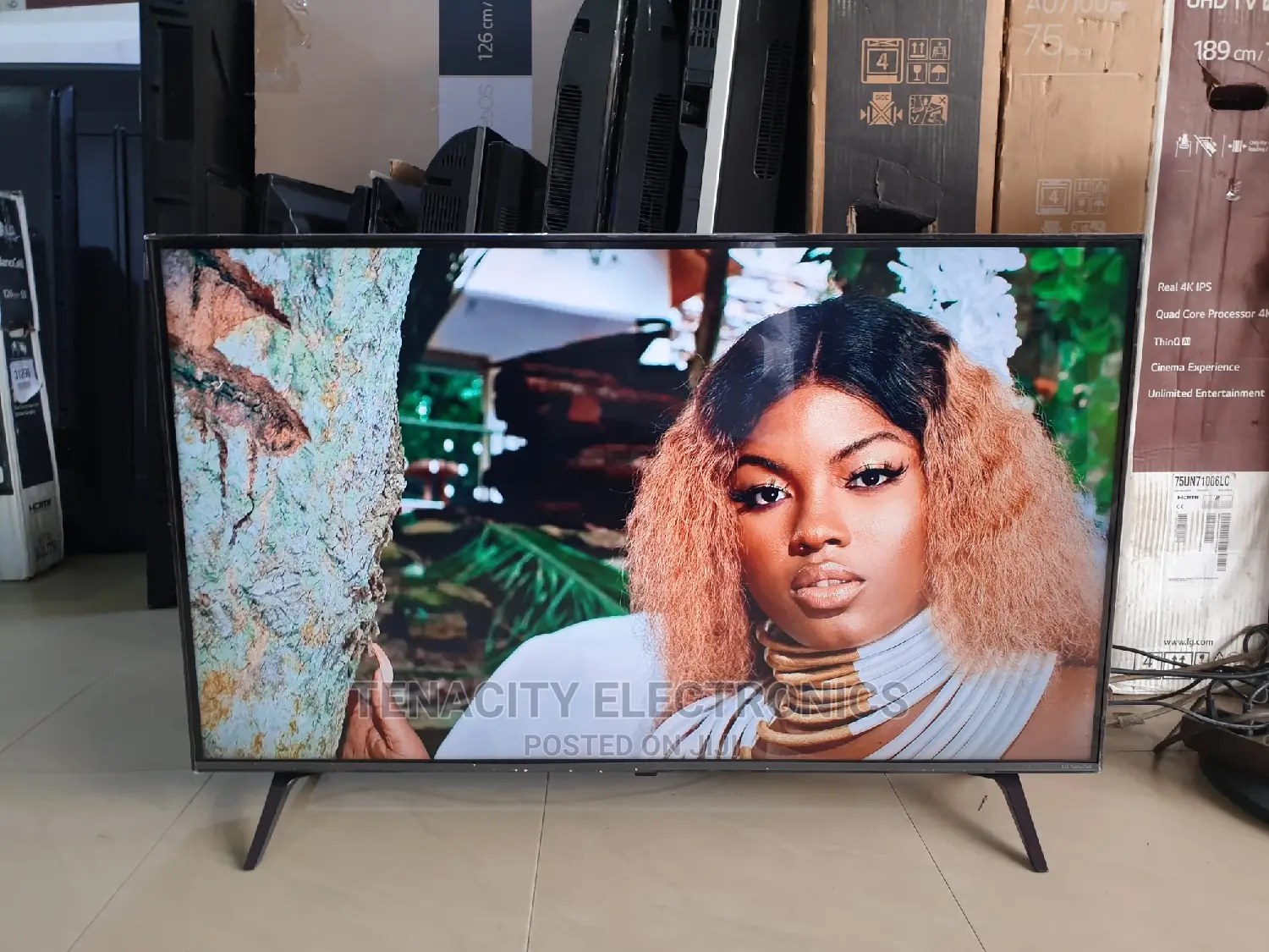 New Nanocell 43"Lg Uhd HDR Smart Satellite TV