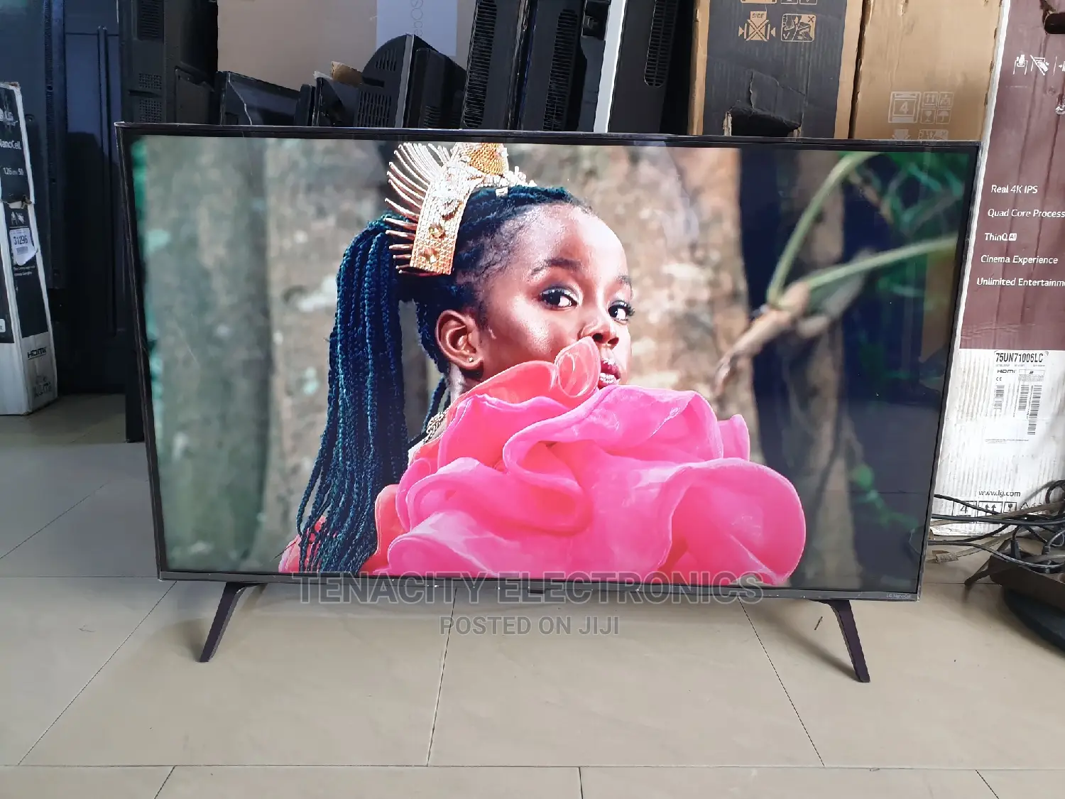 New Nanocell 43"Lg Uhd HDR Smart Satellite TV