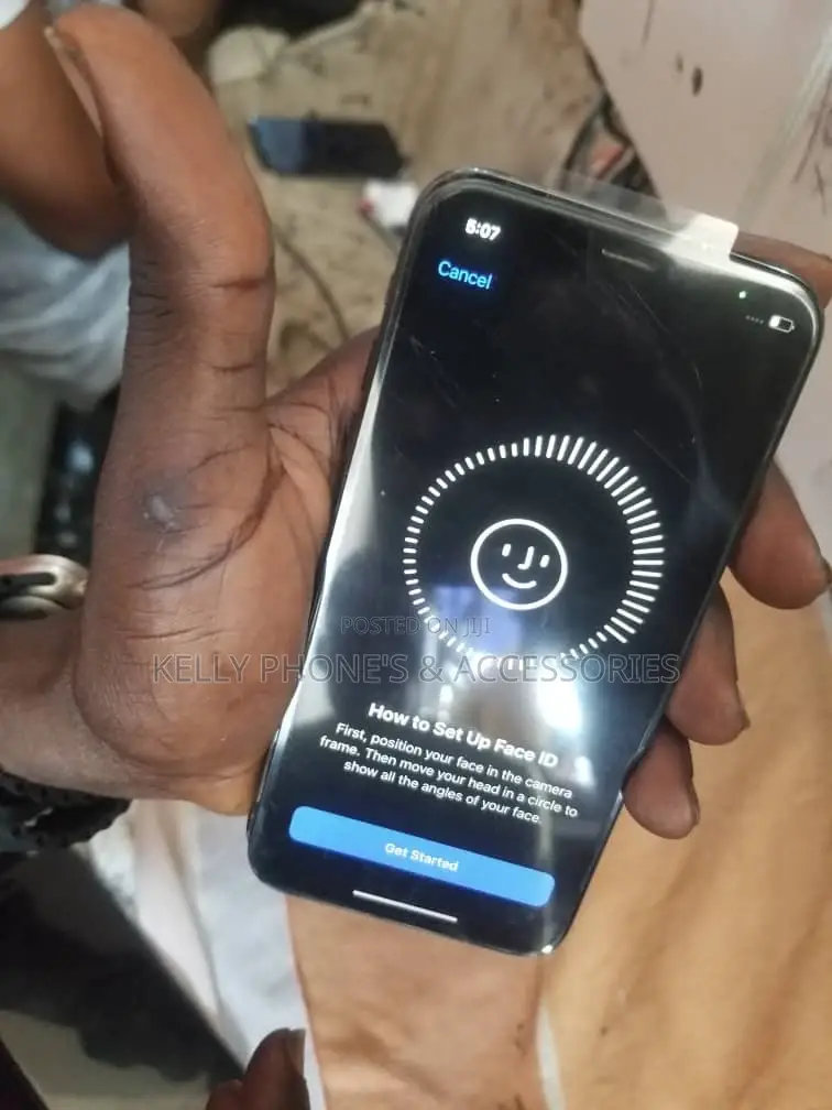 Apple iPhone X 64 GB Black