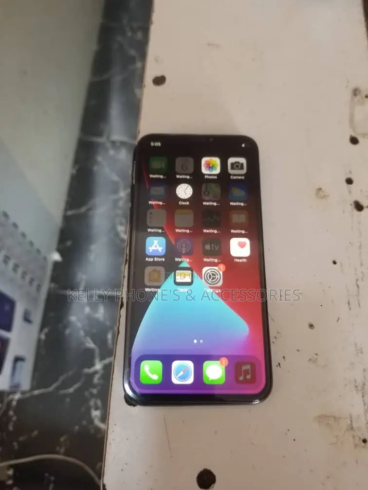 Apple iPhone X 64 GB Black