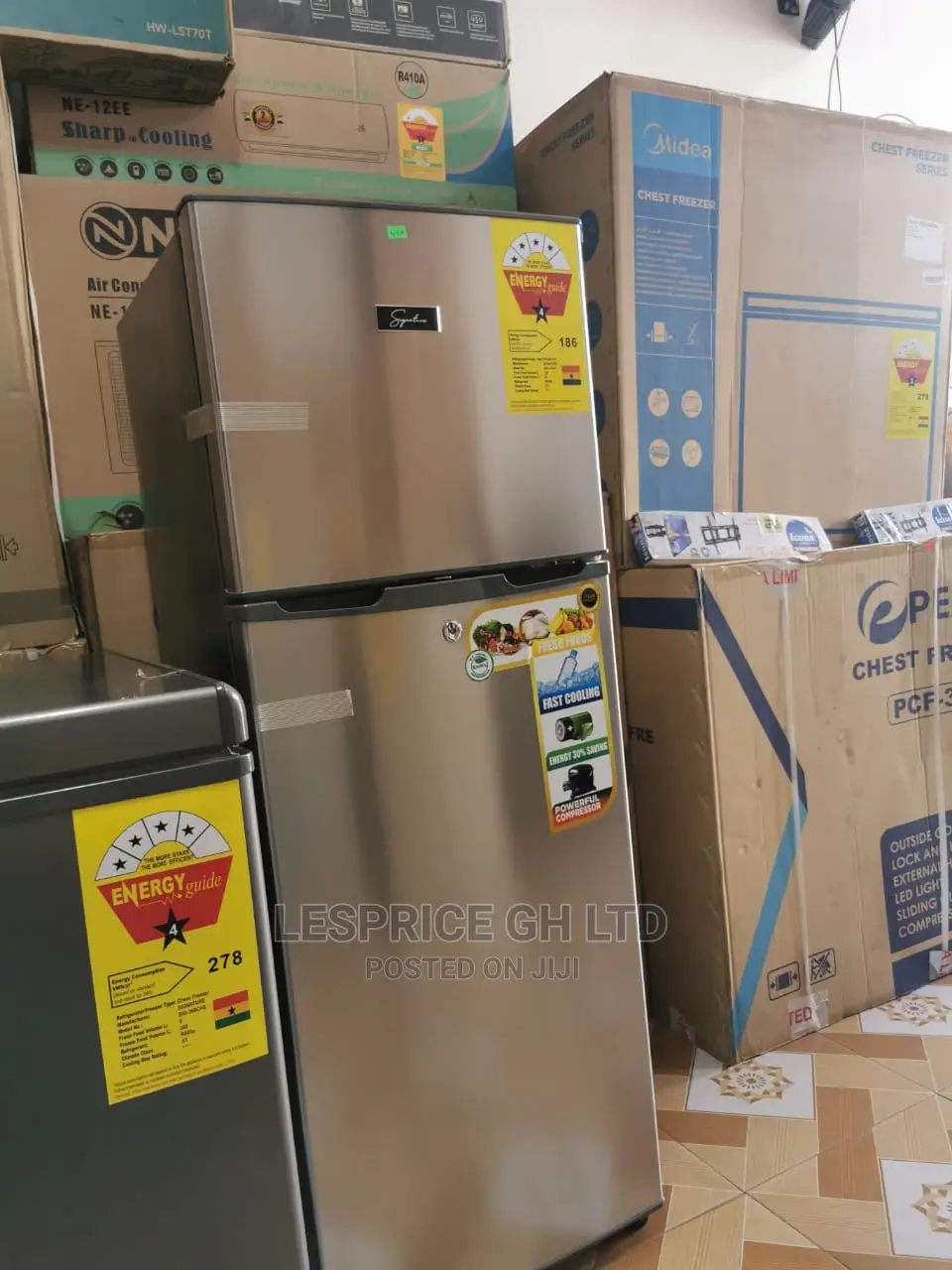 New Arrival Signature Refrigerator 138L