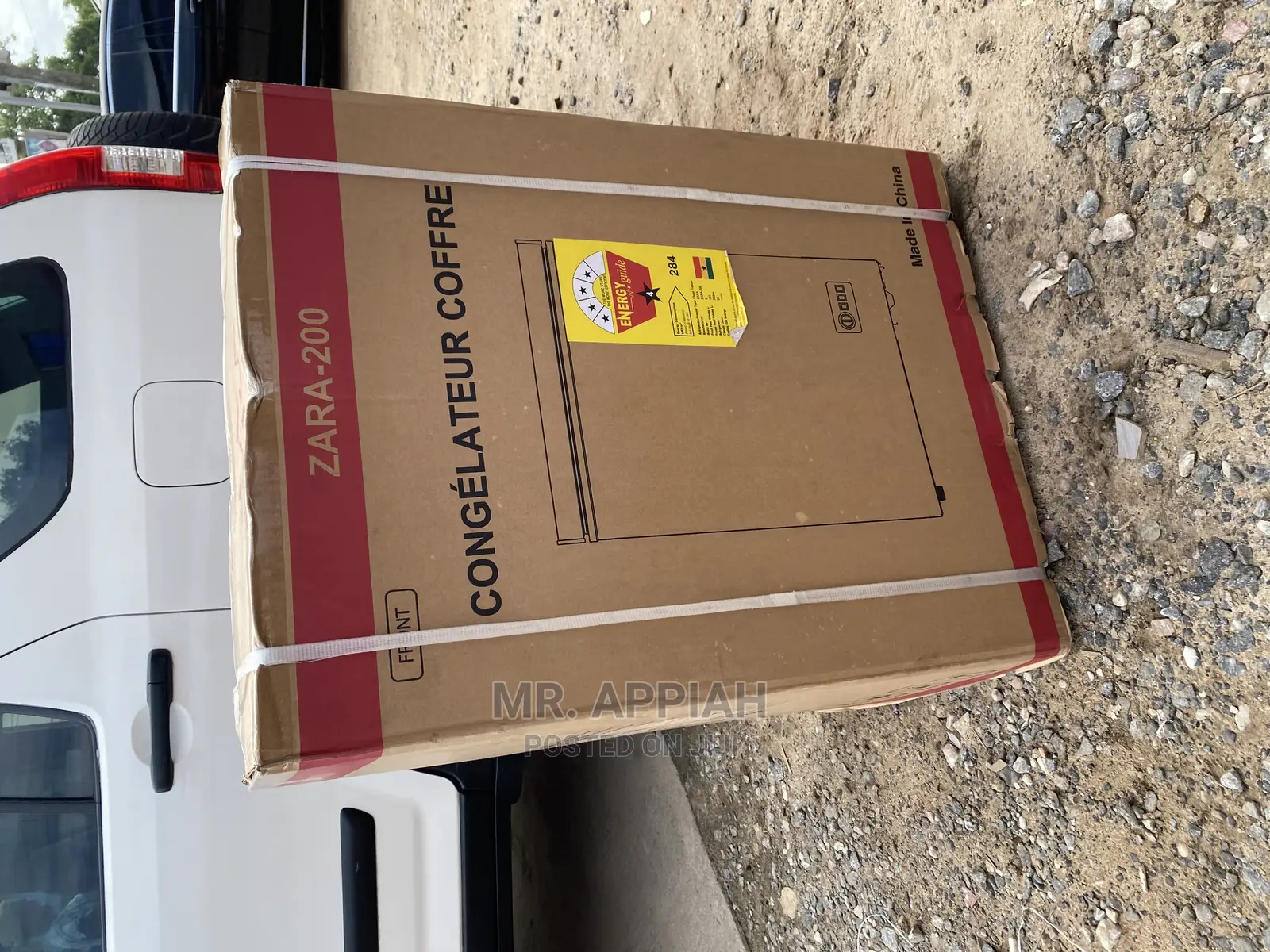 Brand New Freezer(142ltr) Chest Freezer With Glass Sliding.