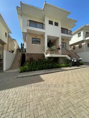 5bdrm House in US Embassy Area for rent