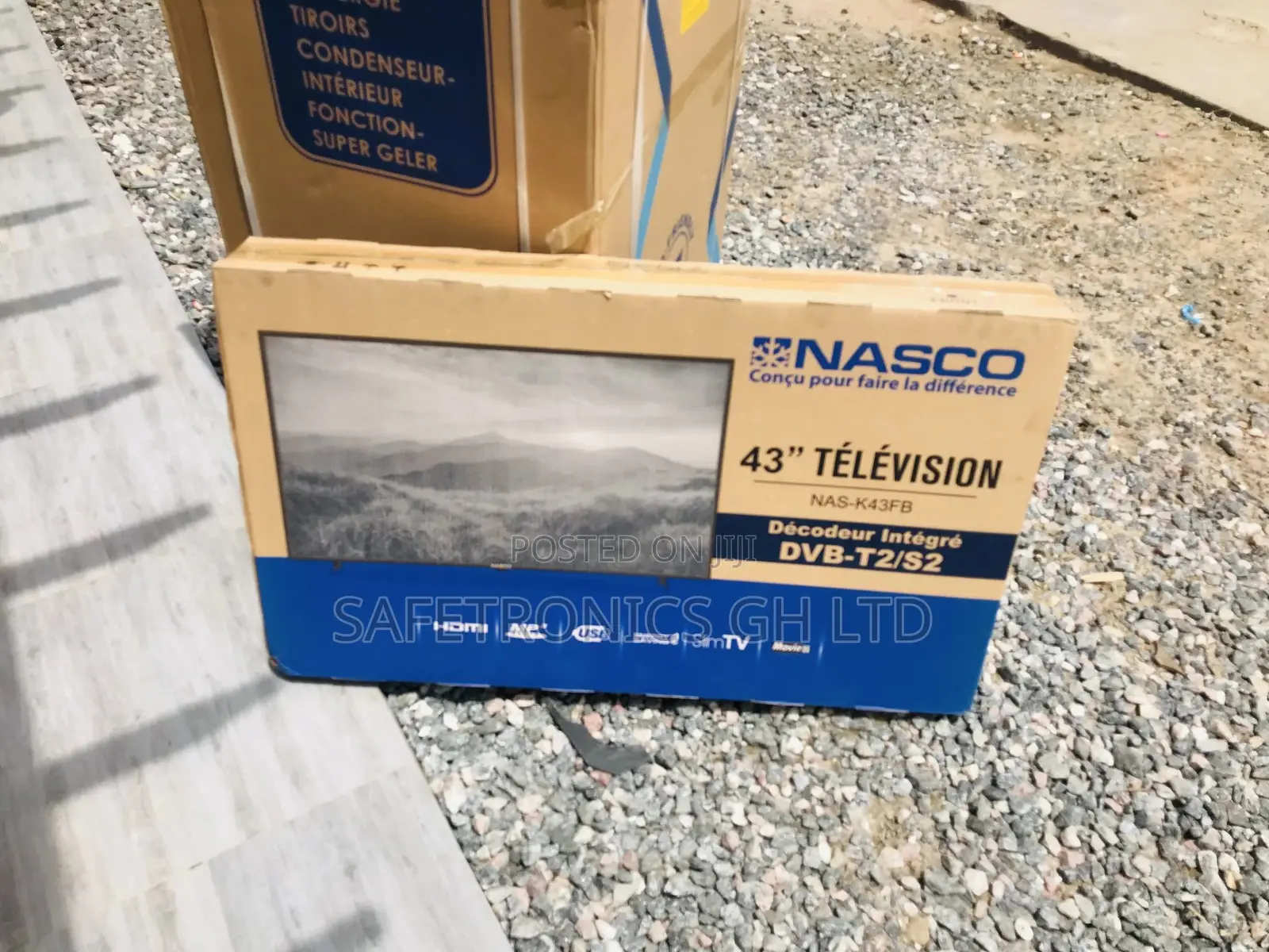 Digital Satellite Nasco 43 Inches LED Glossy 