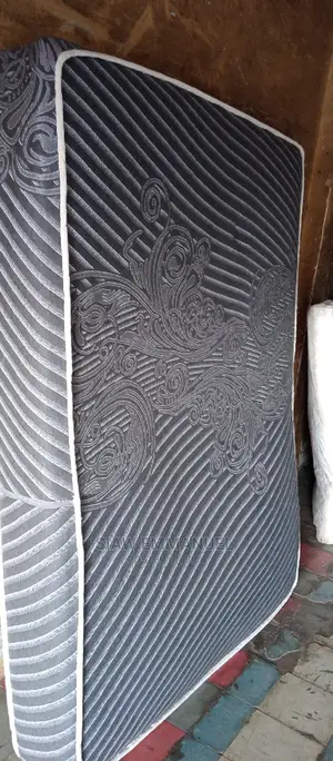 60/80 Mattresses Going for Low Price