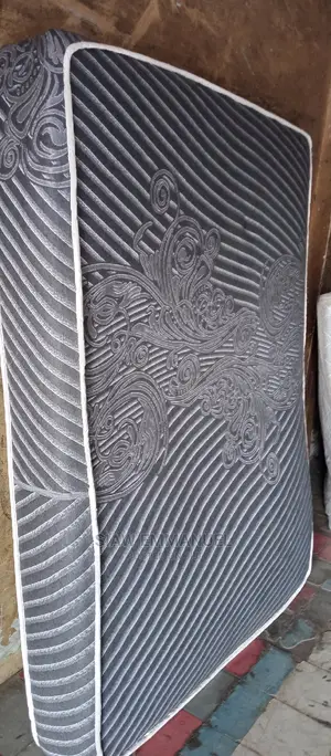 60/80 Mattresses Going for Low Price
