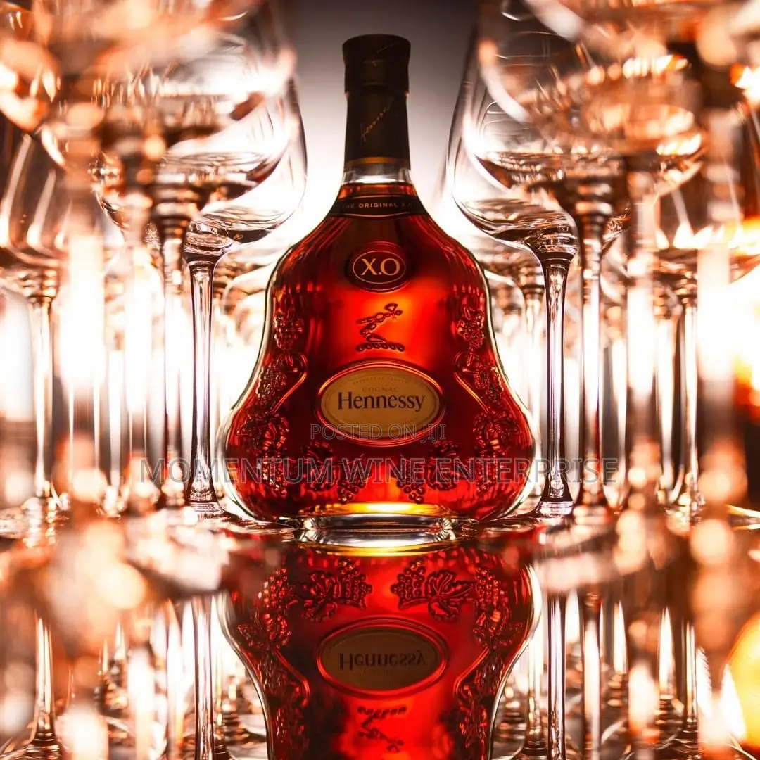Hennessy X.O Cognac (70cl)