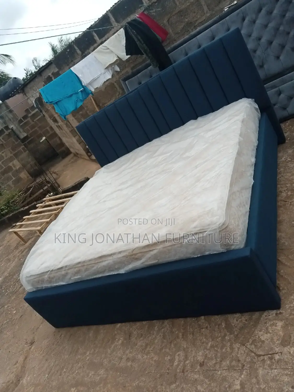 King Size Bed And Mattress Available For Cool Price