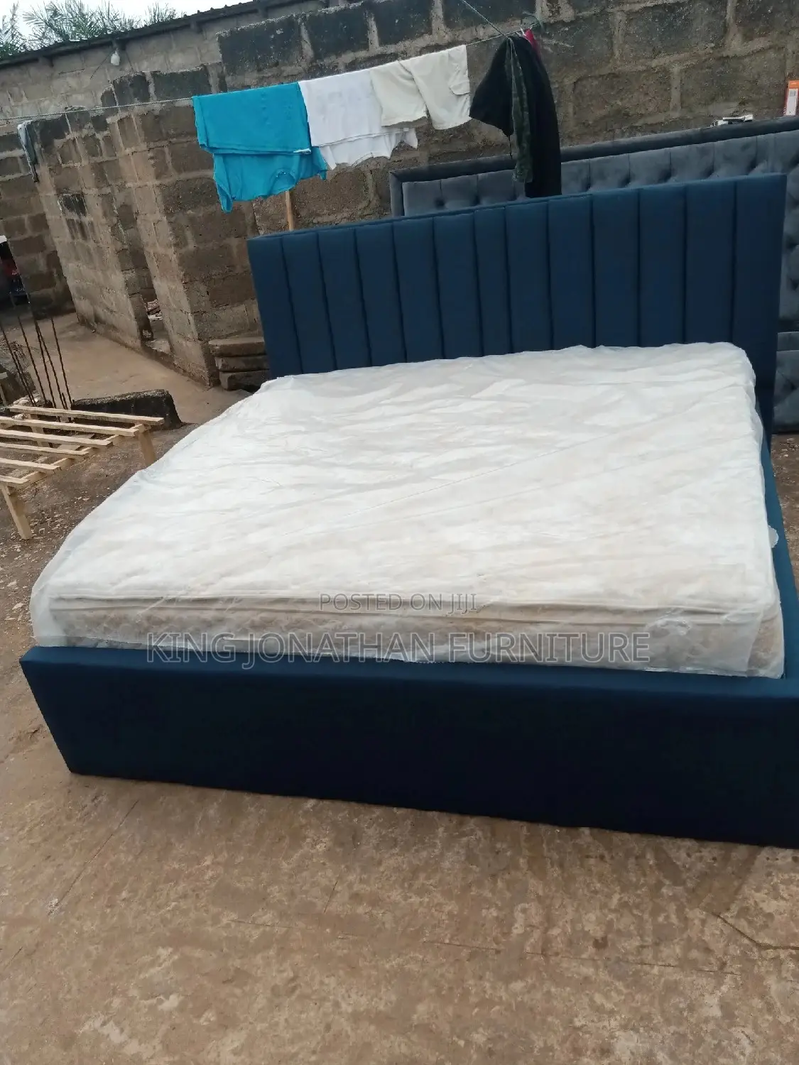 King Size Bed And Mattress Available For Cool Price