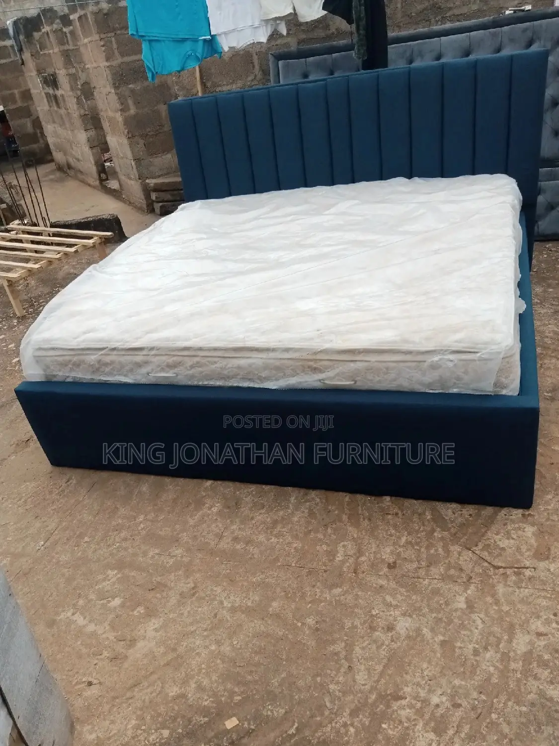 King Size Bed And Mattress Available For Cool Price