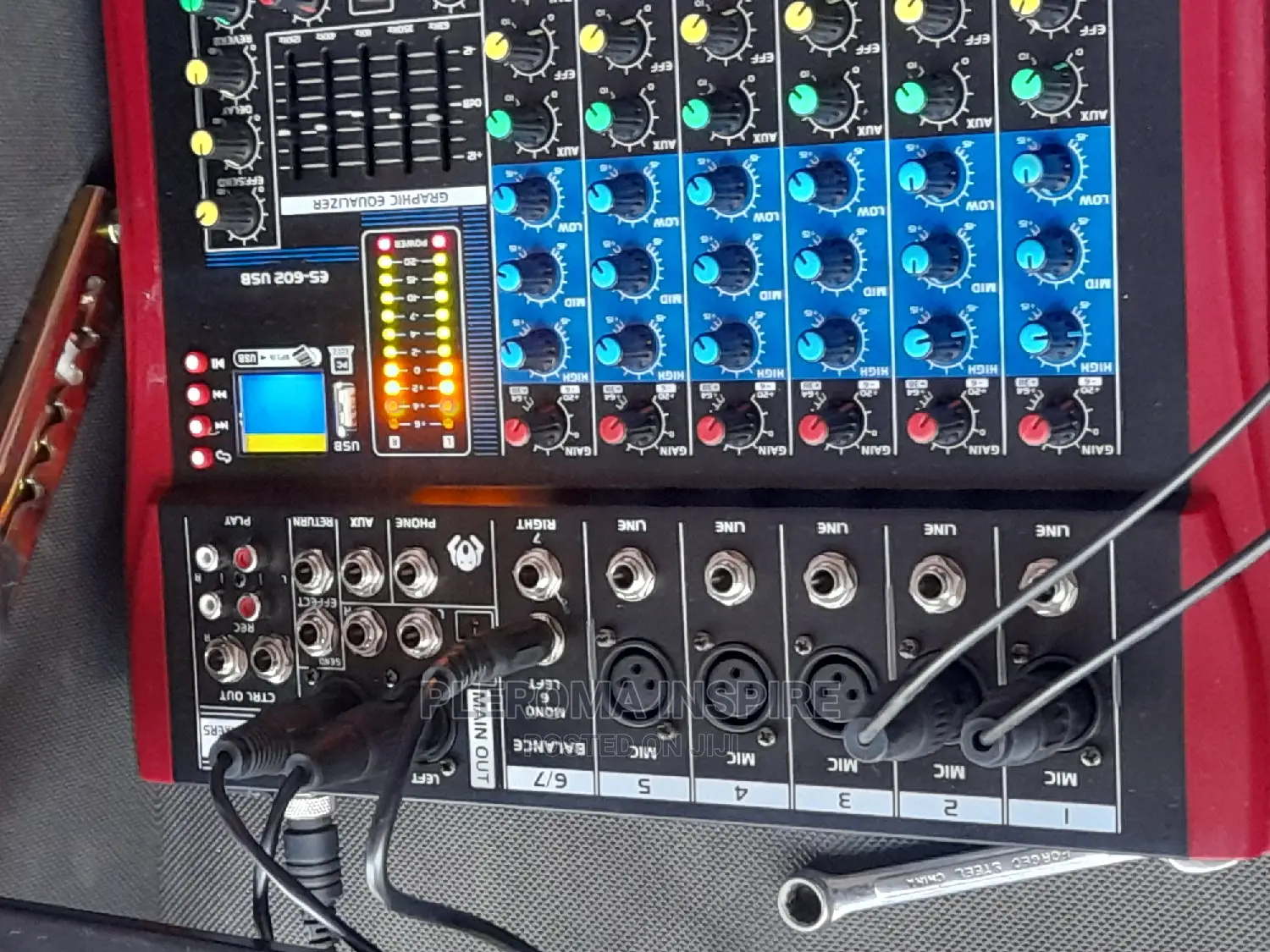 Sound Speakers Set in Rack for Sale