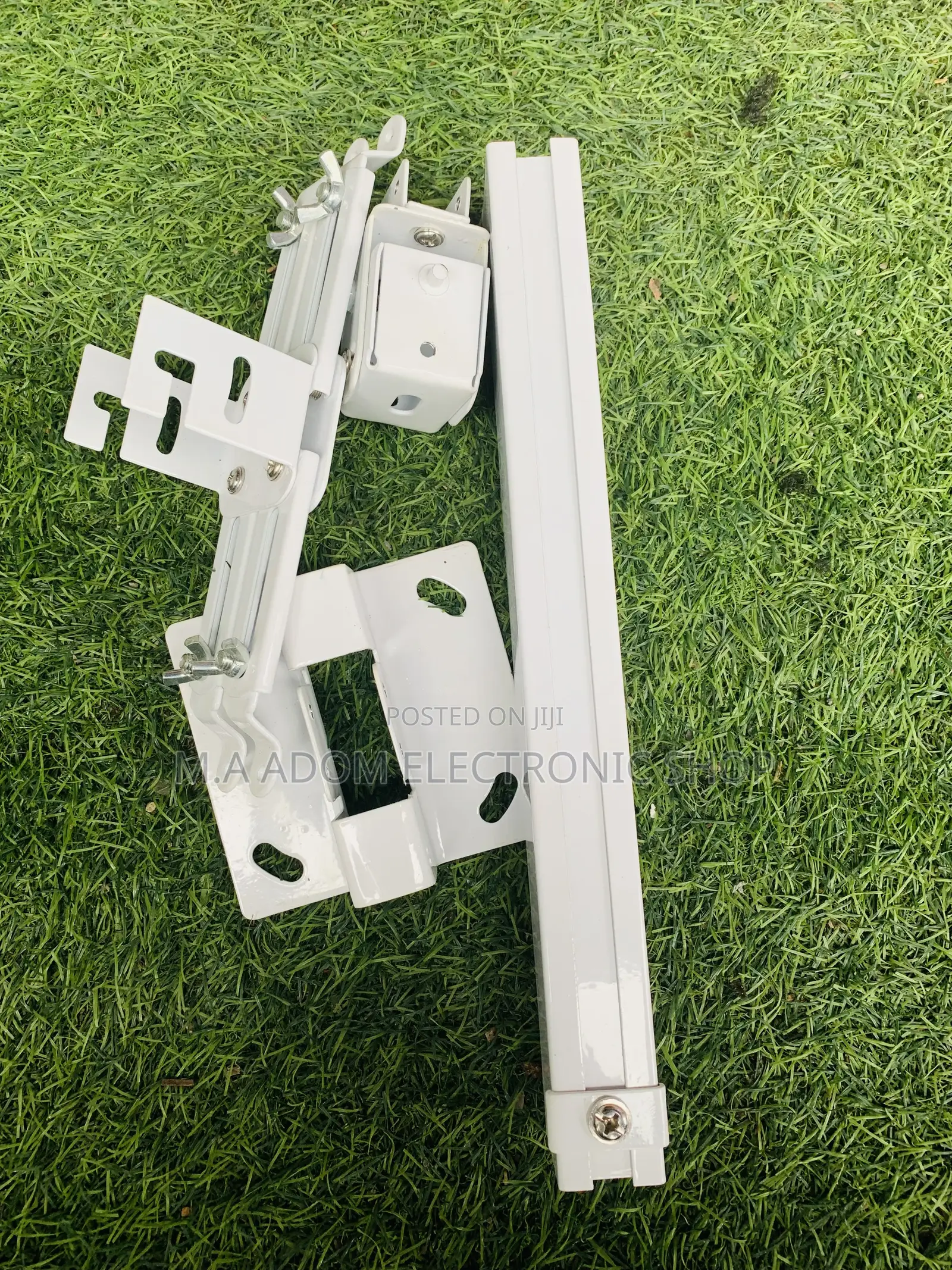 Wall / Ceiling Projector Mount