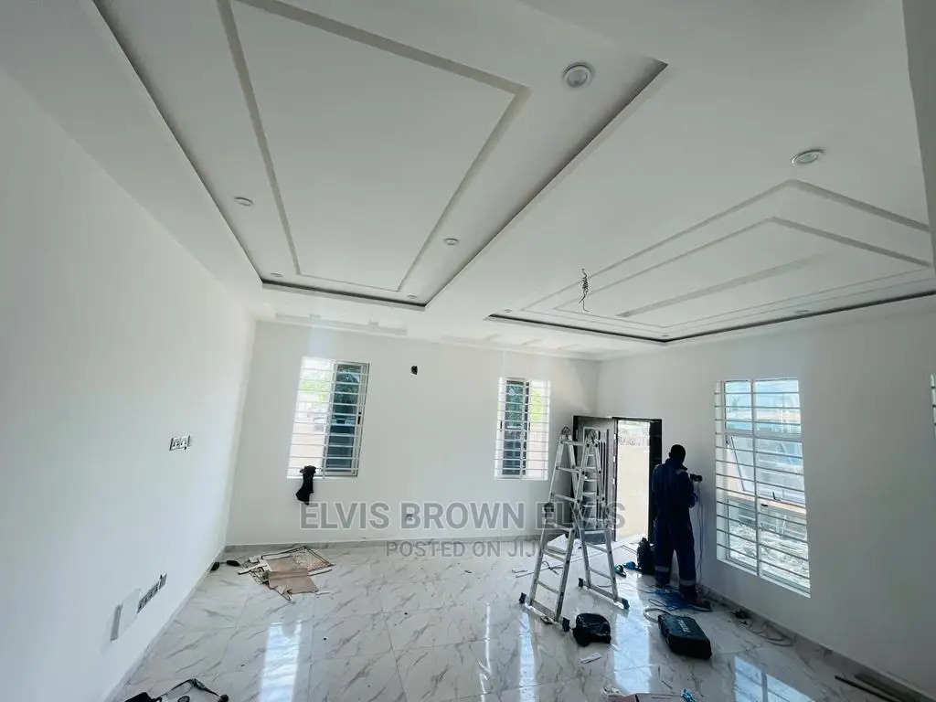 3bdrm Duplex in Living Large, Adenta for sale