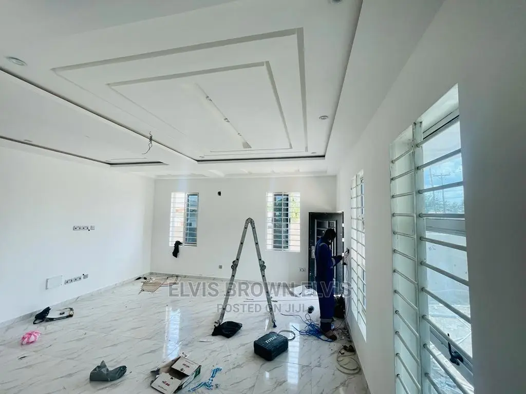 3bdrm Duplex in Living Large, Adenta for sale
