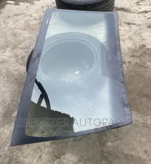 Toyota Hilux Windscreen
