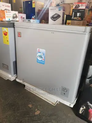 Powerful Fairmate Chest Freezer 200L