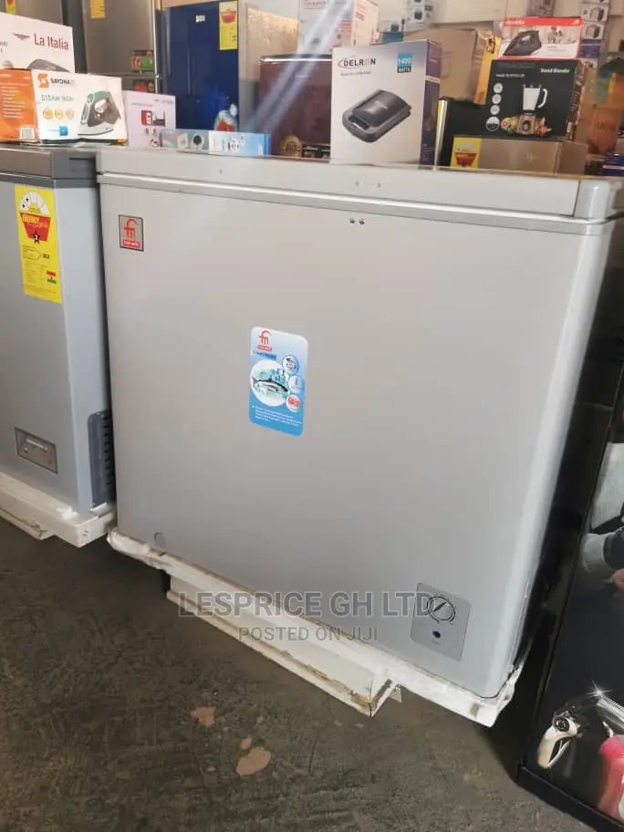 Powerful Fairmate Chest Freezer 200L