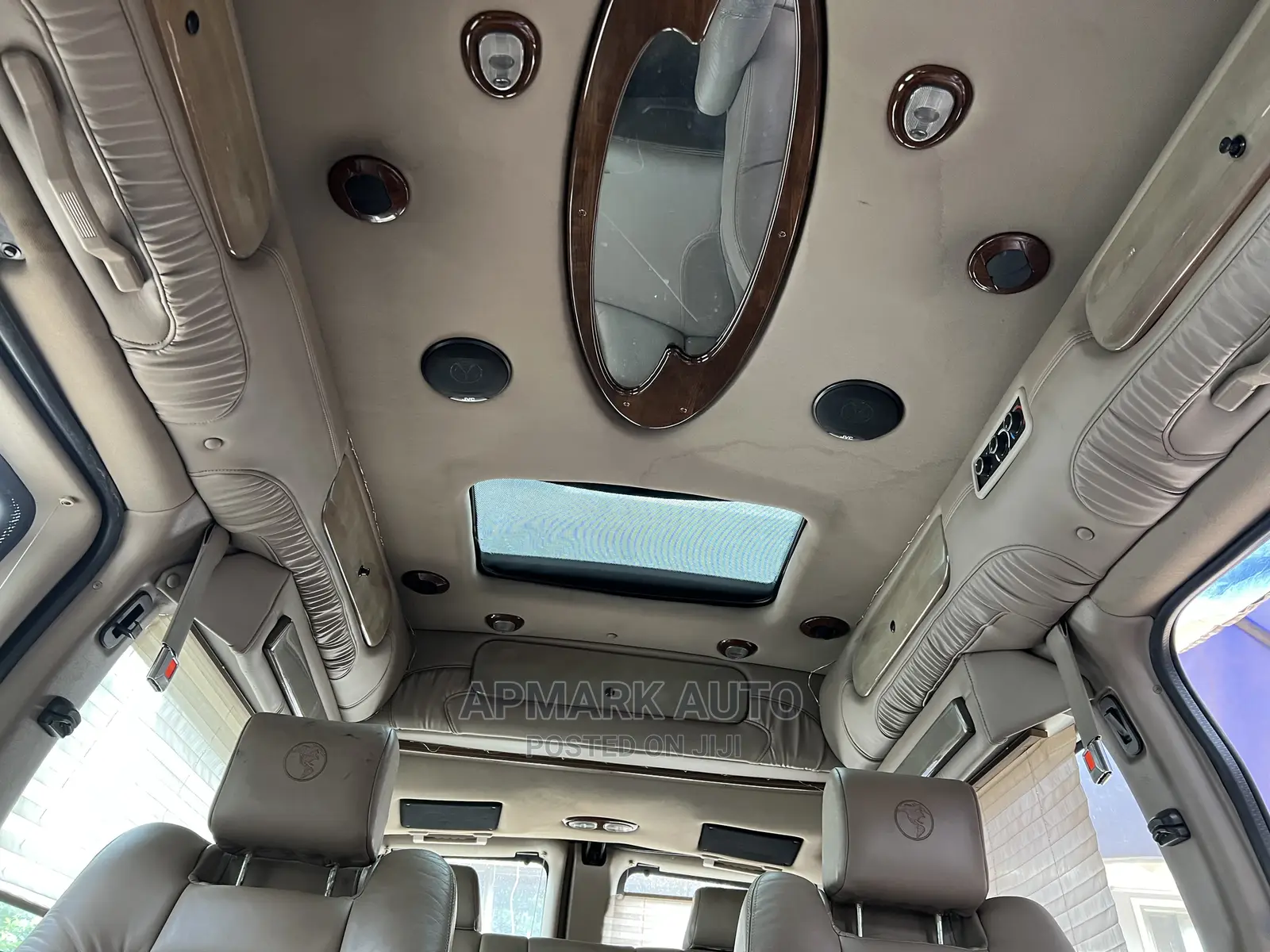 GMC Savana 2011 Blue