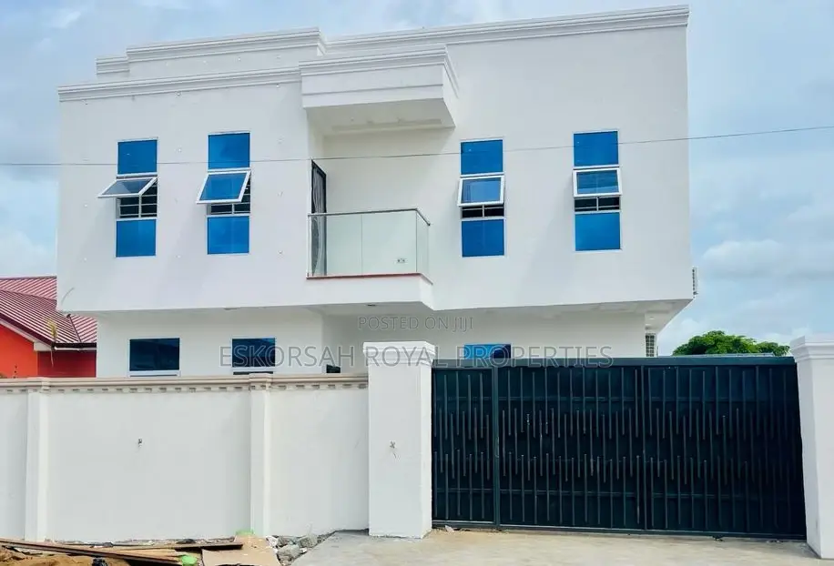 3bdrm House in Ashaley  Botwe, Little Roses Area for sale