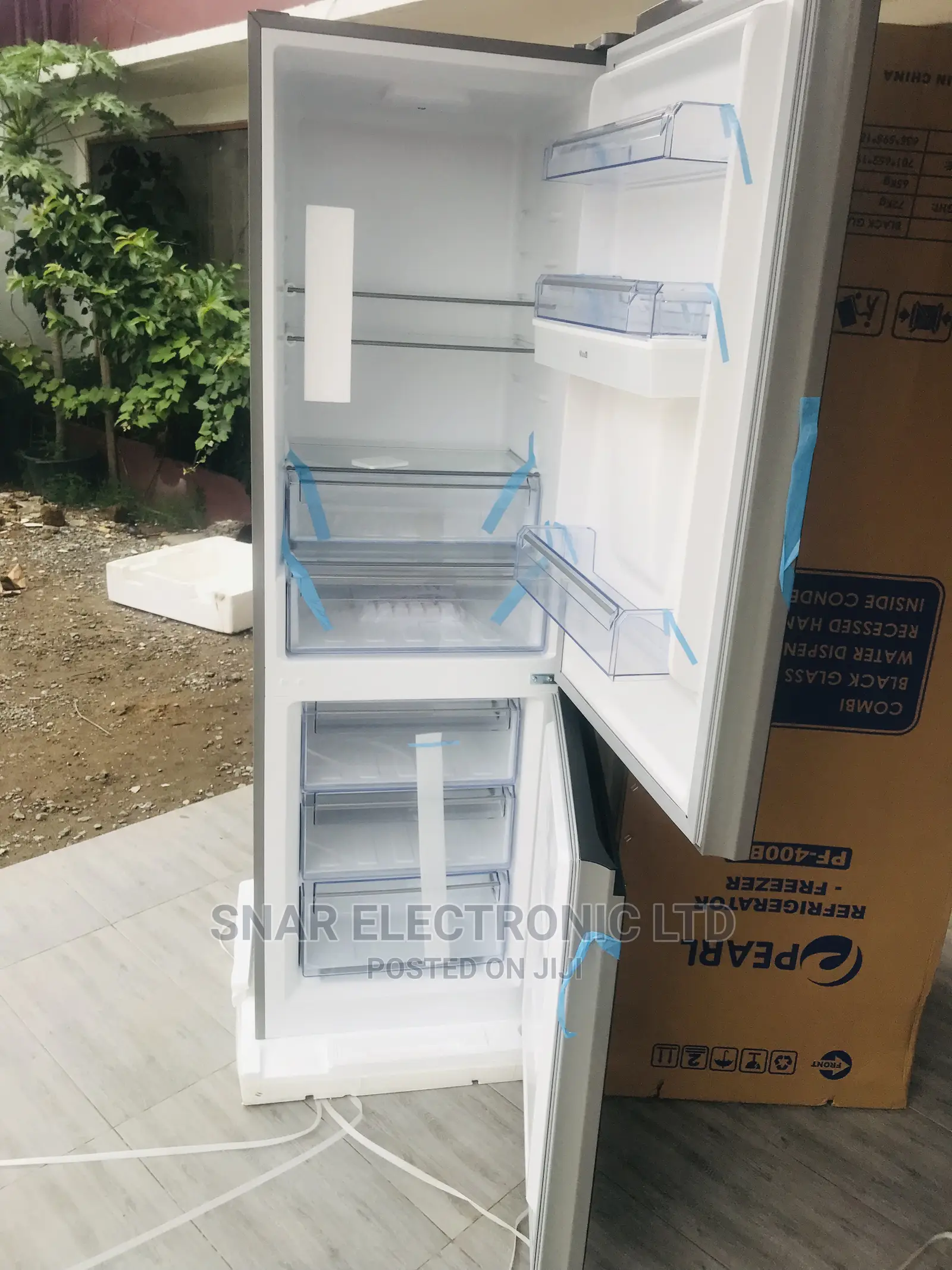 Stronger Pearl 309ltr Double Door Fridge With Dispenser