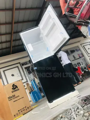 Durable and Affordable RF-200B Rainbows Bottomfreezer 140L