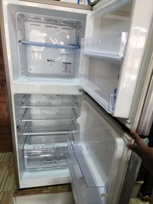 Samsung 260 Litres Top Mount Freezer