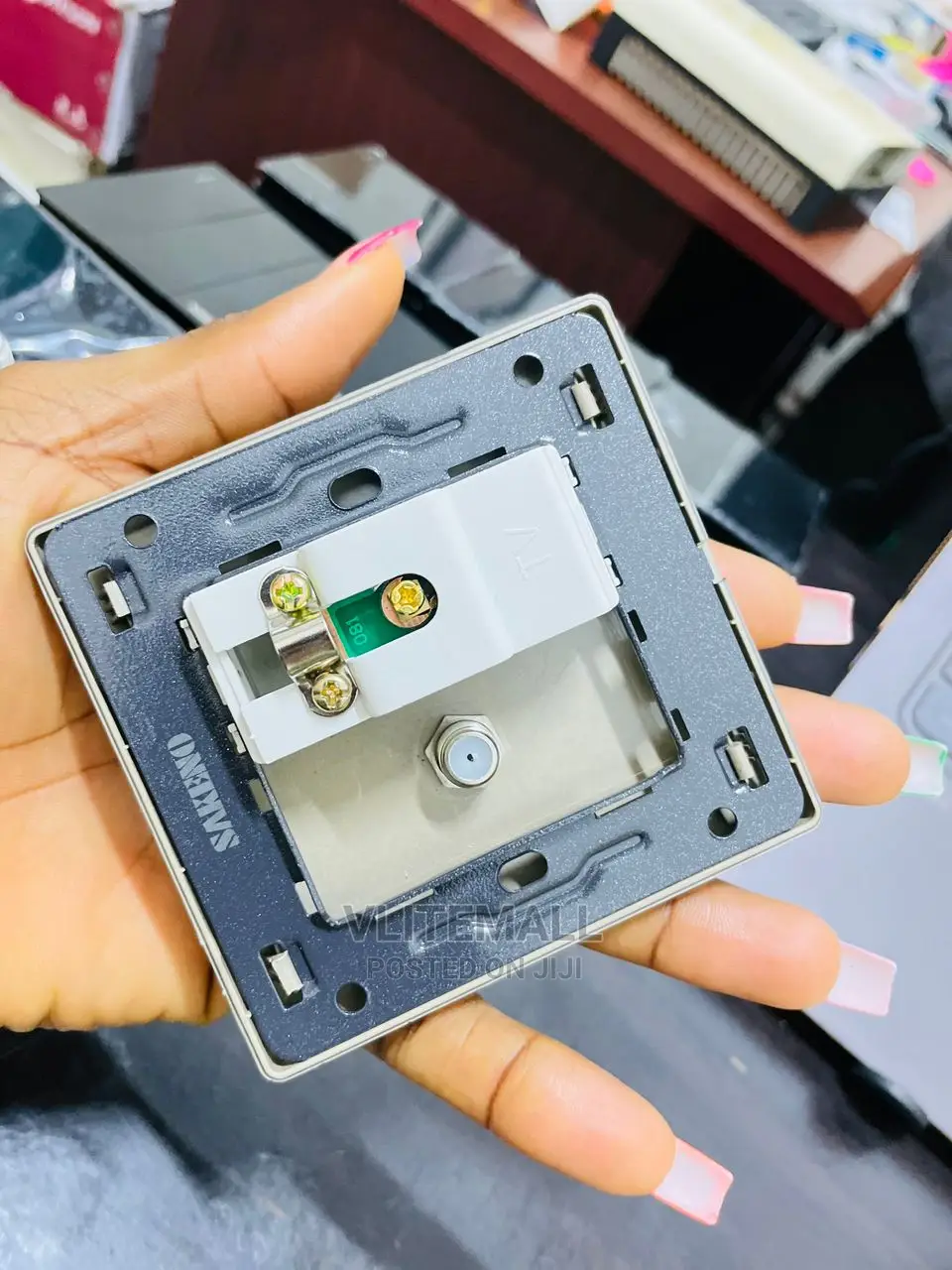 TV Satellite Switch (Ash Color)