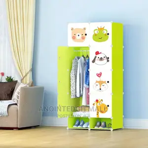 8 Cubes Plastic Wardrobe + Shoe Rack - Green