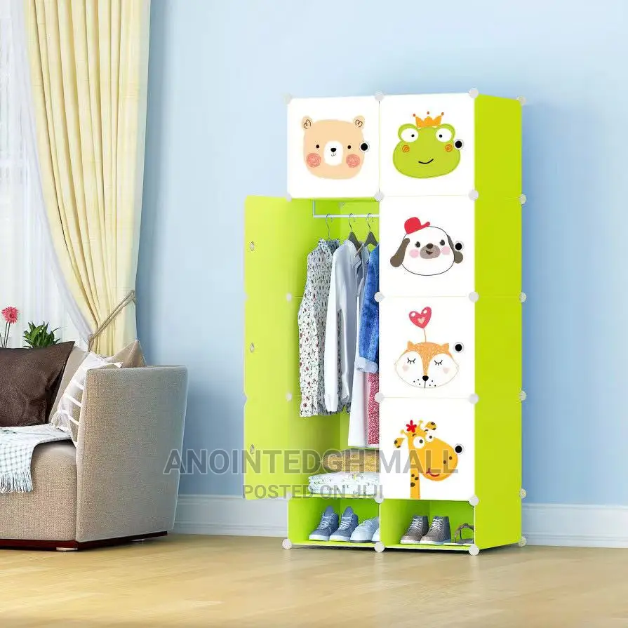 8 Cubes Plastic Wardrobe + Shoe Rack - Green