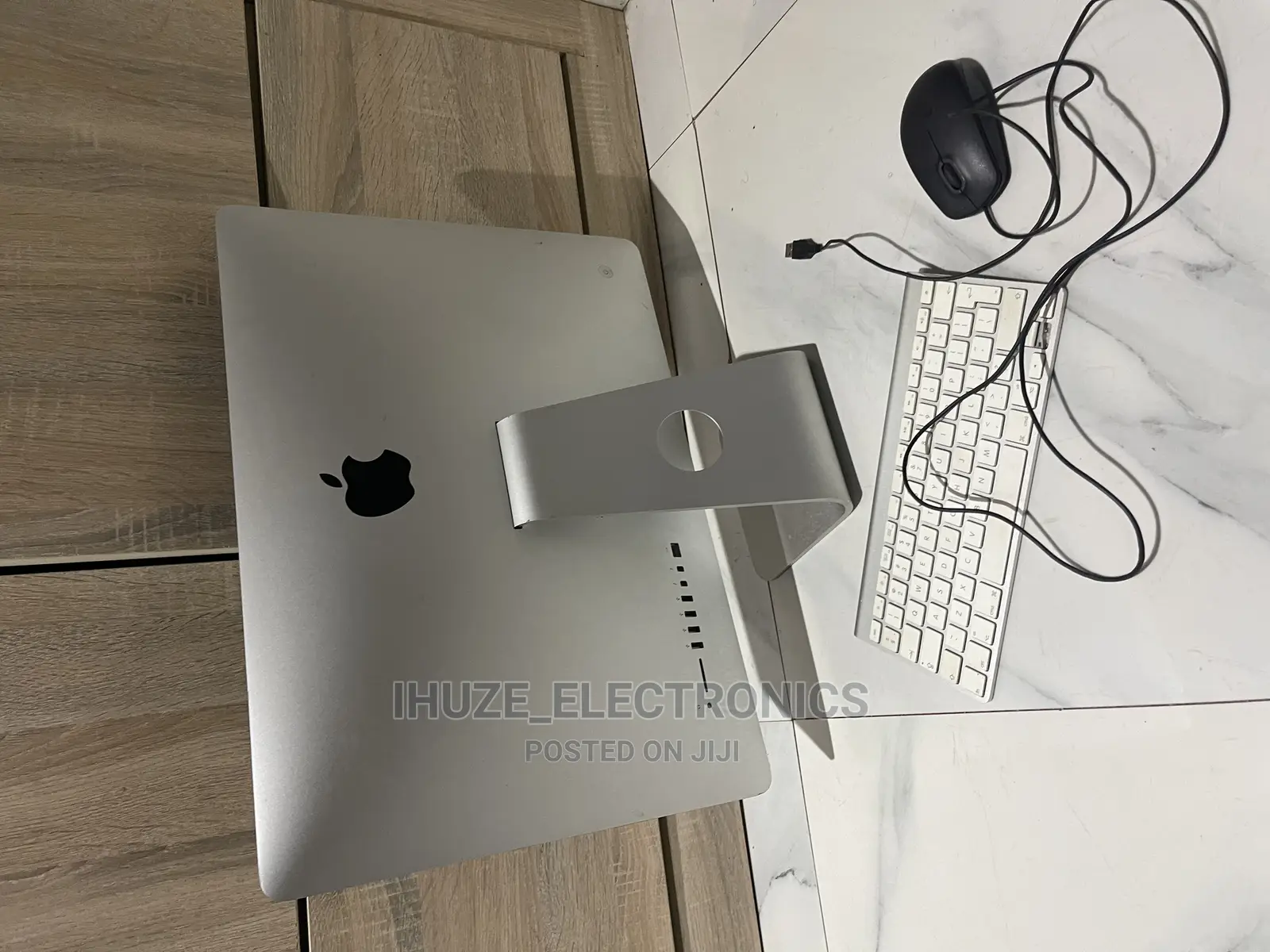 Desktop Computer Apple iMac 8GB Intel Core I5 SSD 512GB