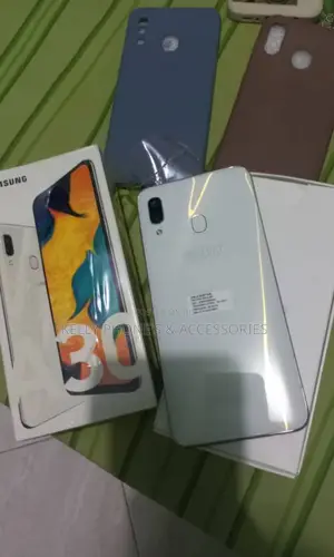 New Samsung Galaxy S6 edge 32 GB Gold