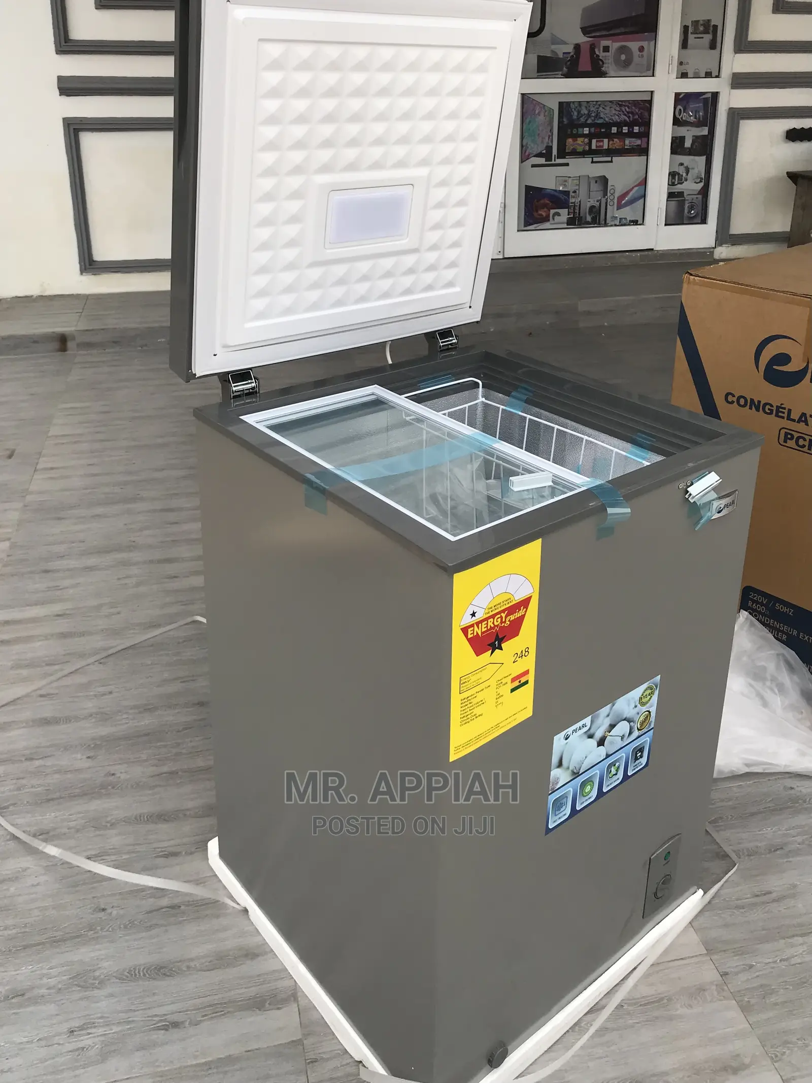 Quality Yet Affordable Pearl 100ltr Chest Freezer(PCF-127).