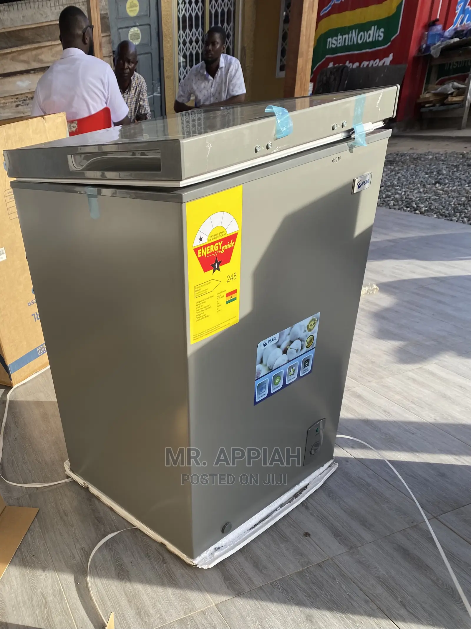 Pearl 141L Chest Freezer Works Fast and Smarter(Pcf-185)