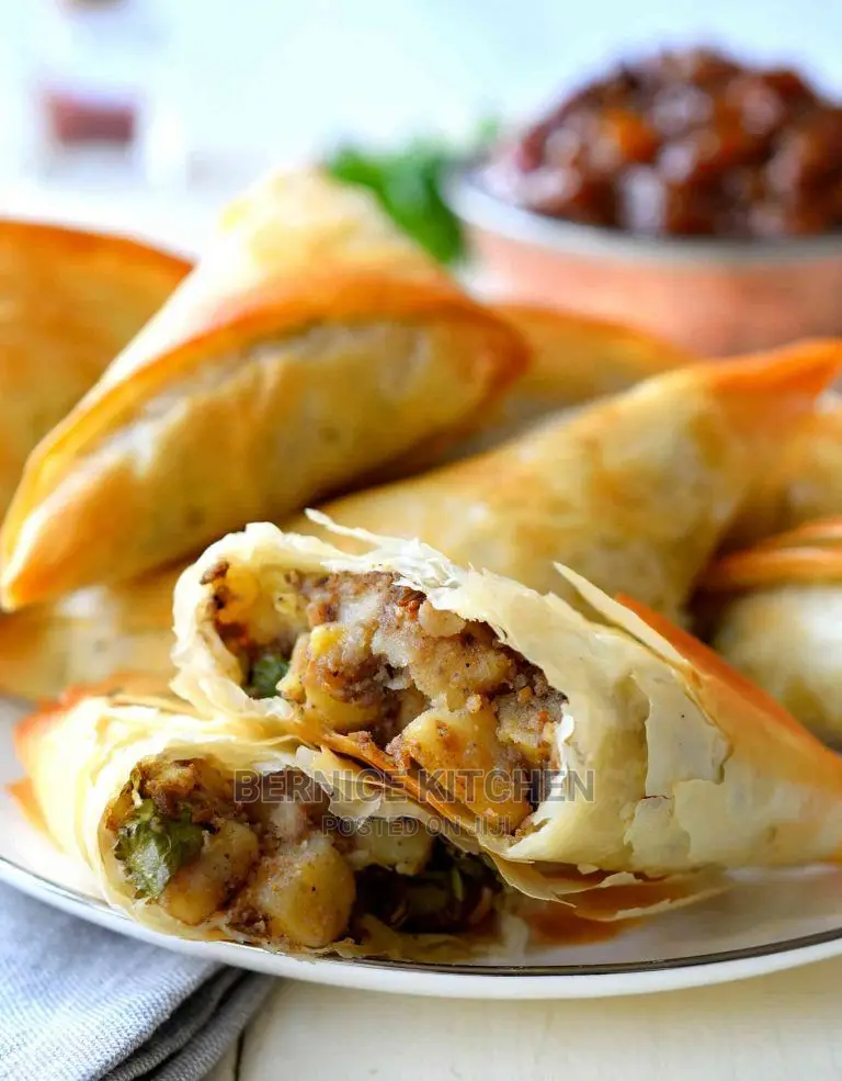 Authentic Rich and Delicious Samosa