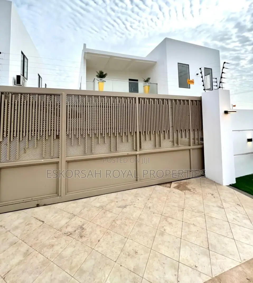 4bdrm House in Ogbojo, American House for sale
