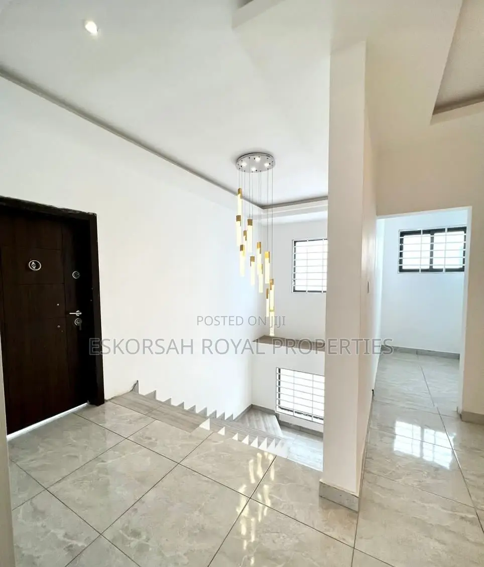 4bdrm House in Ogbojo, American House for sale