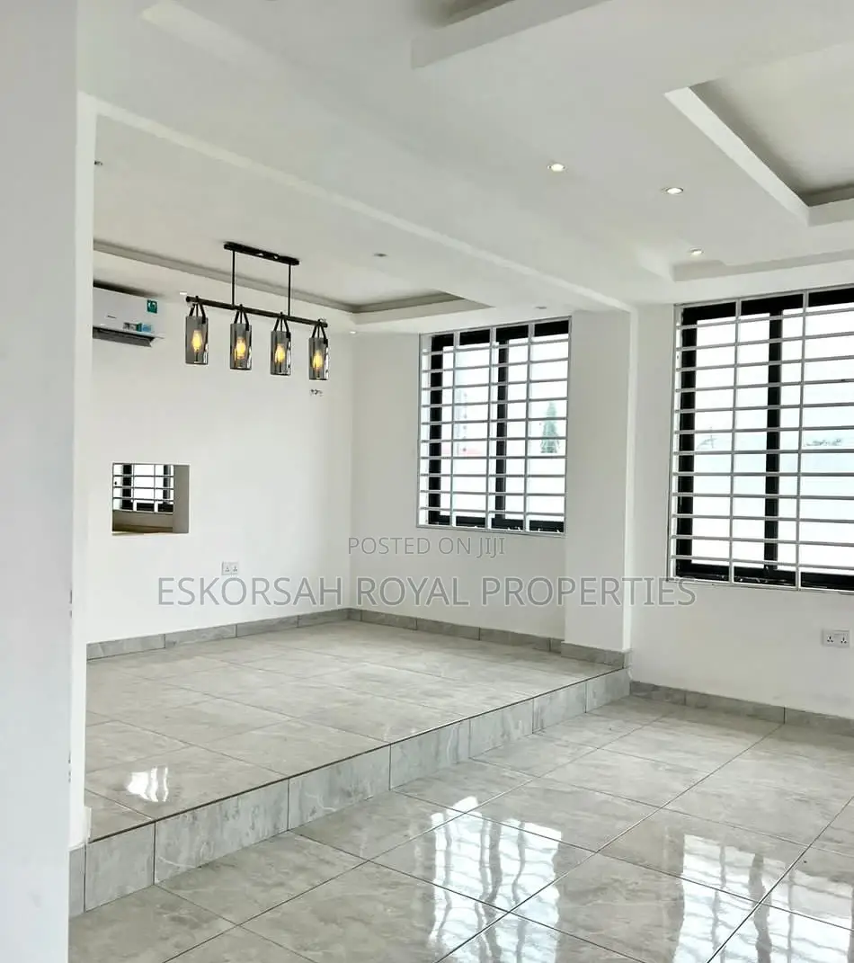 4bdrm House in Ogbojo, American House for sale