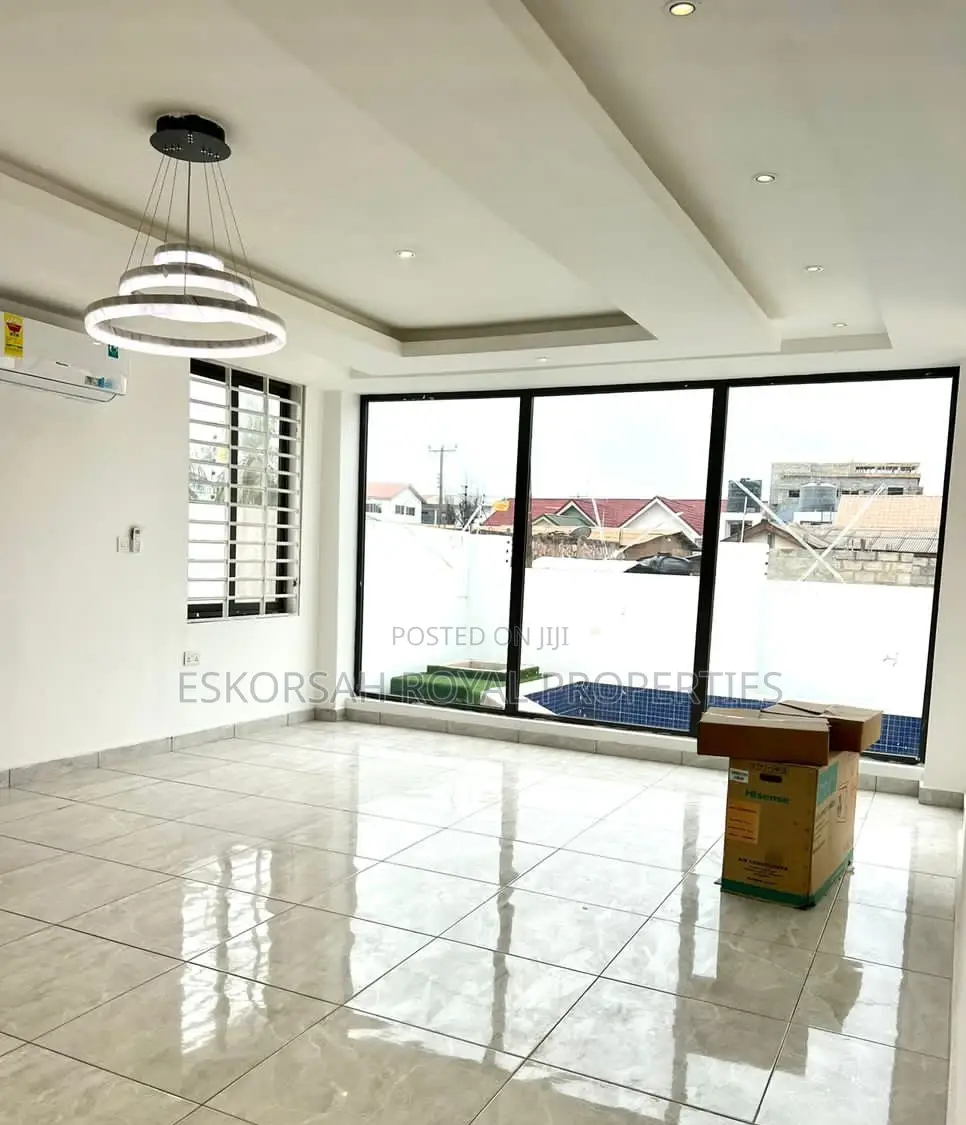 4bdrm House in Ogbojo, American House for sale