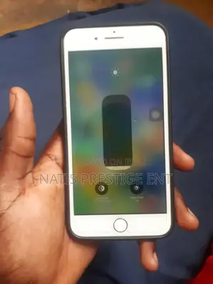 New Apple iPhone 7 Plus 128 GB Gold