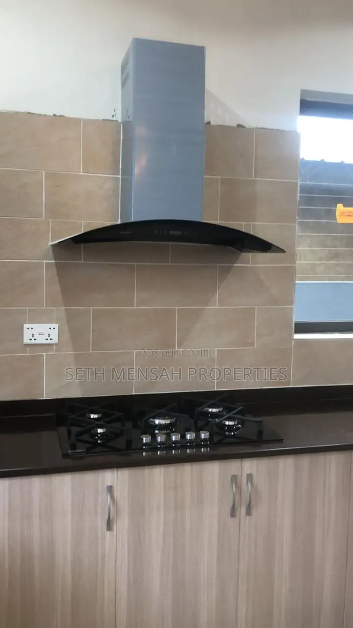 4bdrm House in Skm, Oyarifa Mall Area for sale