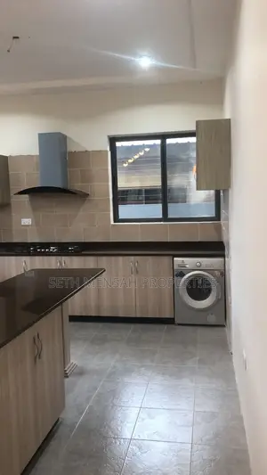 4bdrm House in Skm, Oyarifa Mall Area for sale